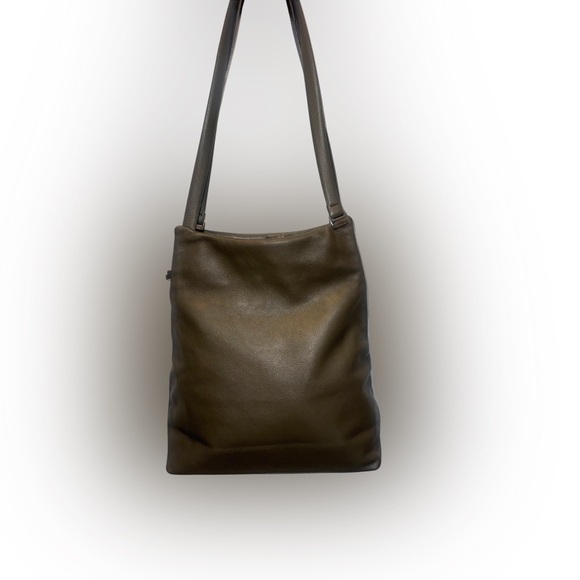 Vintage Furla shoulder bag in EUC